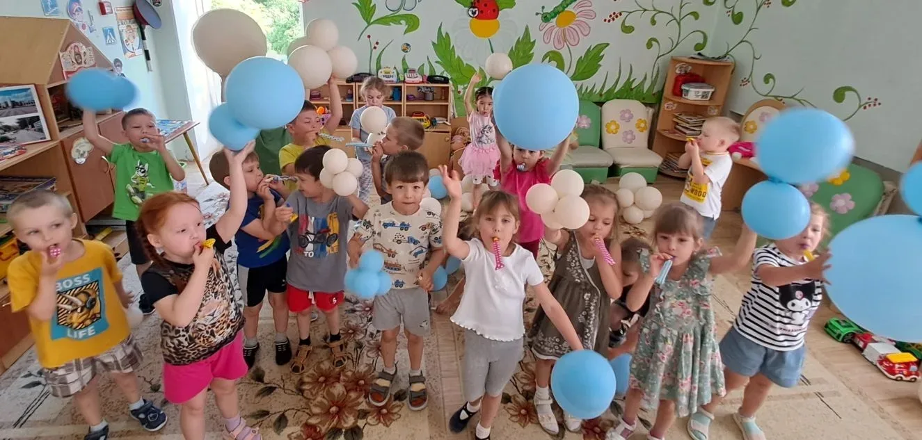 Лето начинается с улыбок! 🌞 1 июня в нашем детском саду было по-настоящему жарко! Праз...