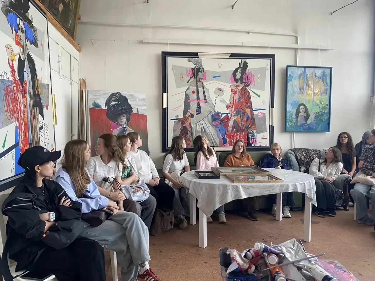 🎨 Творческая встреча в филиале творческих мастерских живописи Российской академии худо...