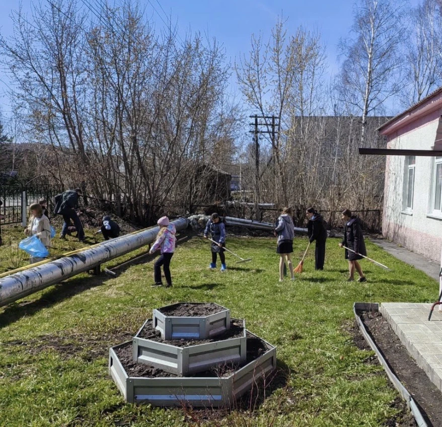 Субботник в ДШИ №13!