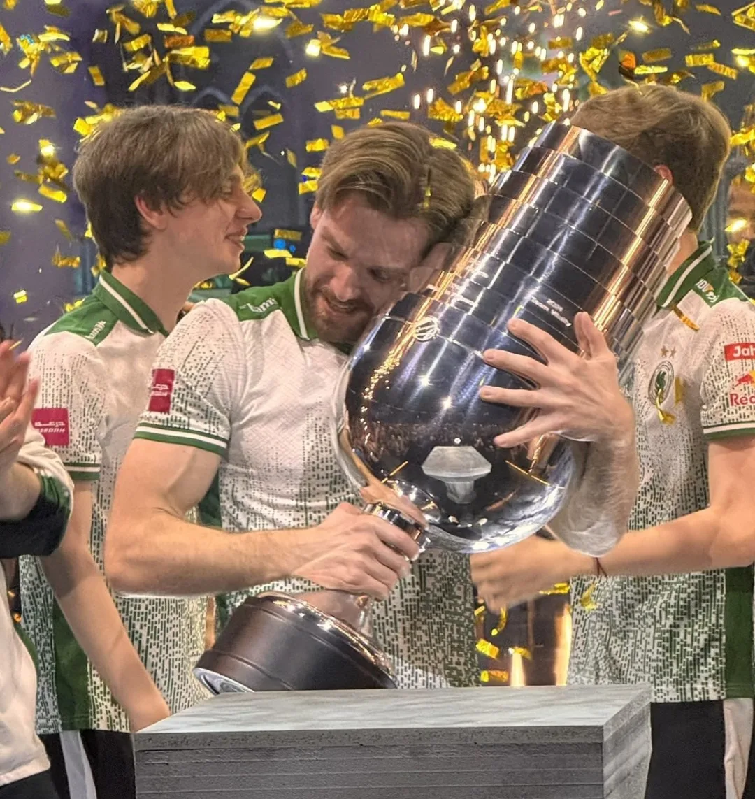 🏆 FALCONS — ЧЕМПИОНЫ MAJOR 2026

m0NESY — лучший игрок IEM Cologne 2026 по статистике!

Kyousuke по
