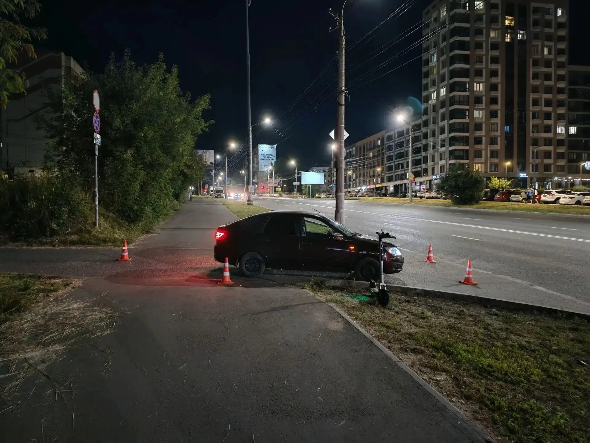 ❗Несовершеннолетний водитель электросамоката и его пассажир пострадали в результате ДТП.