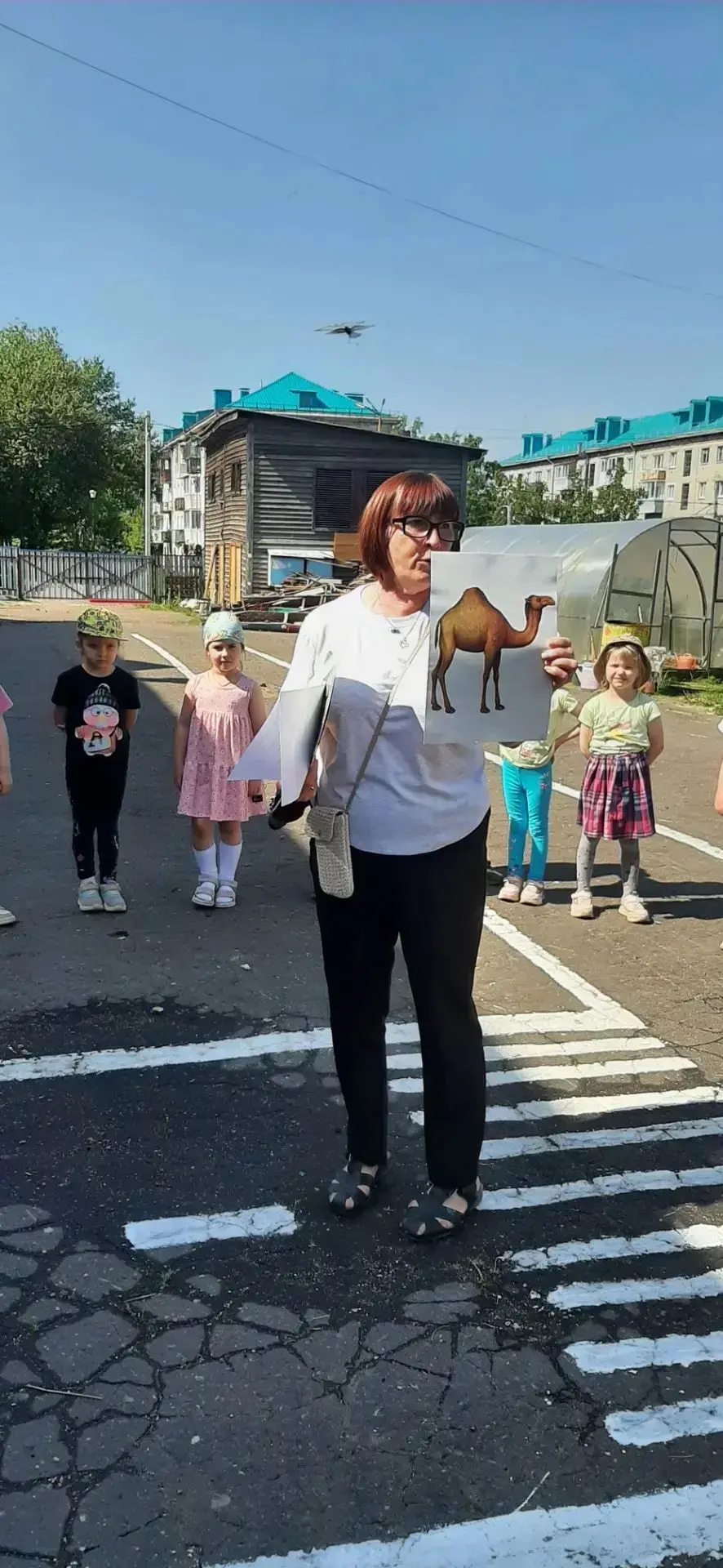 🎉 День работника ГИБДД: учимся быть внимательными на дороге! 🎉

В «Аленьком цветочке» прошло весёл
