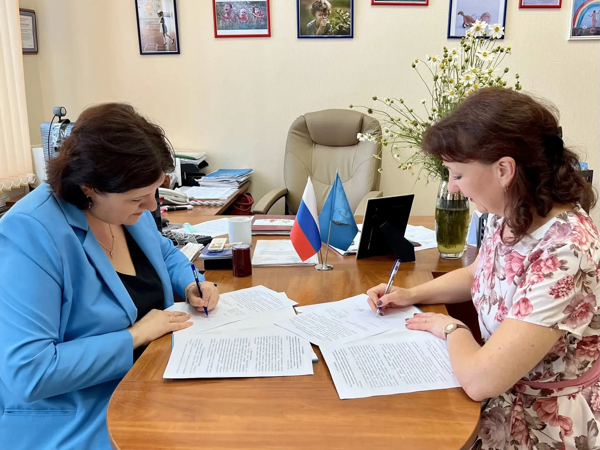 ⚖️ Госюрбюро и Уполномоченный по правам ребенка заключили соглашение о взаимодействии.
⁣
📜Государст