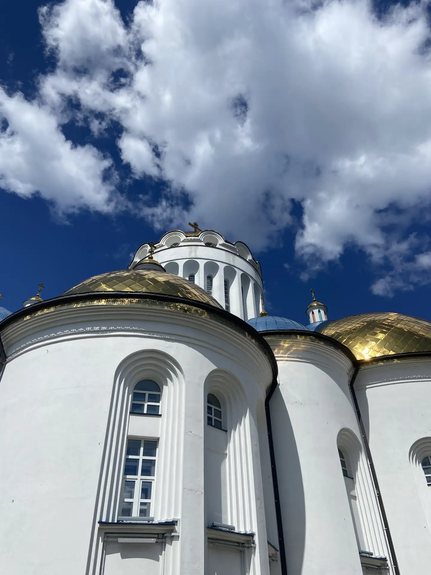 С Праздником! С Воскресным днём! 🕊️