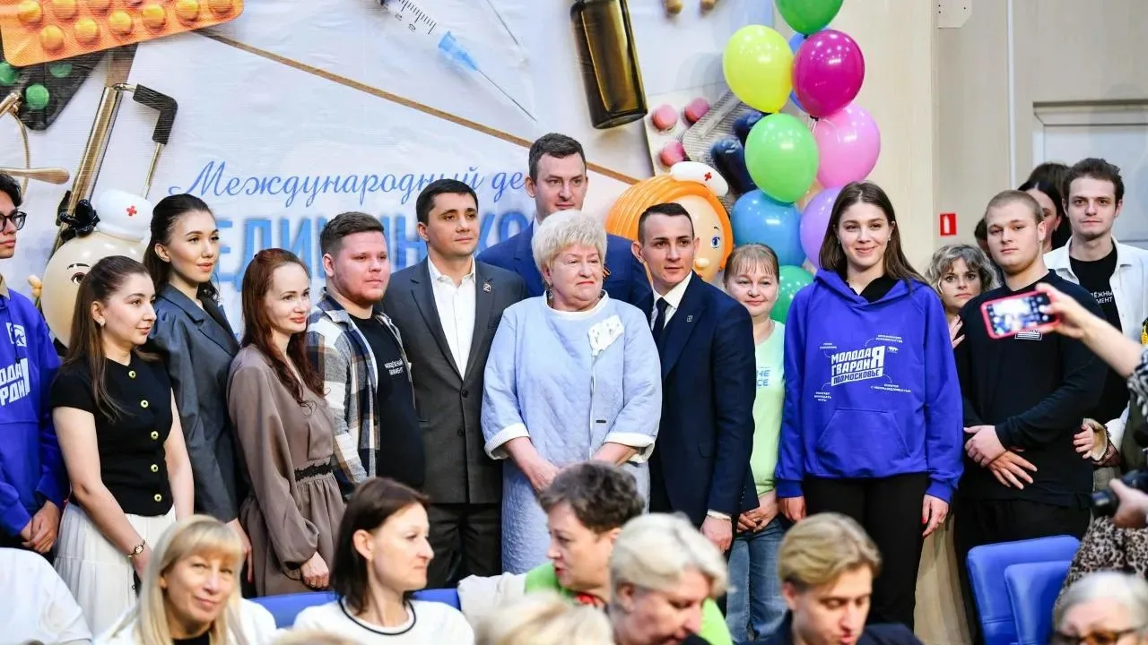 В Химках вручили награды медсестрам за верность профессии🏥  В Химках с признательностью отметили Меж