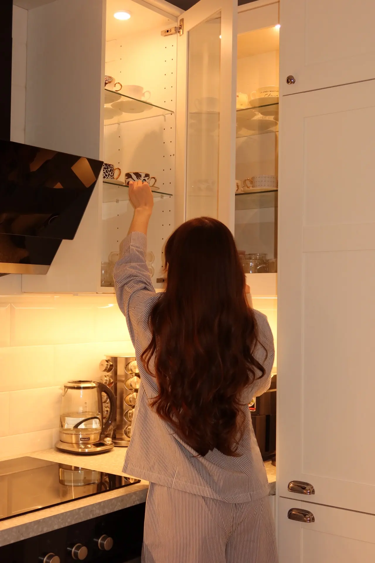 home🤎

— примерно так выглядит каждое мое утро, засняла сегодня его для вас📸
Для меня важно, чтобы