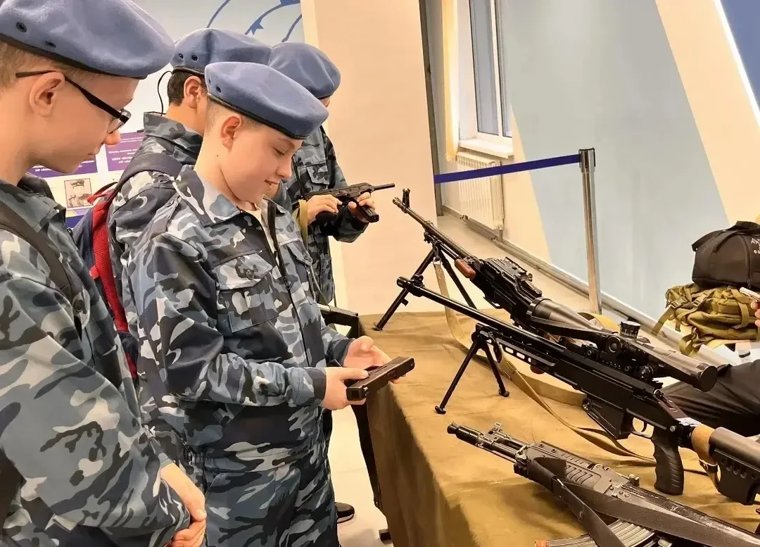 🤩В Якутске прошёл республиканский военно-патриотический фестиваль «Армейский городок»