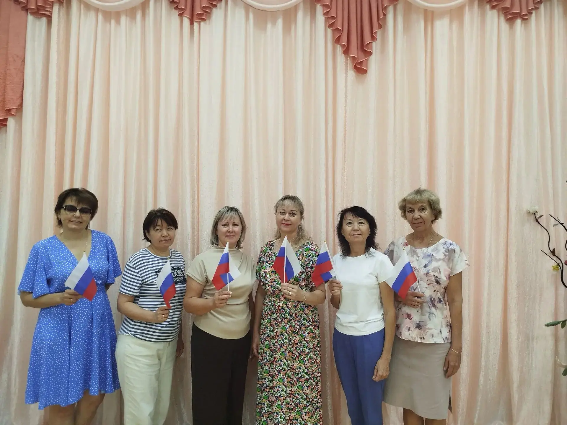 🎉 В преддверии празднования Дня Государственного флага Российской Федерации в нашей шк...