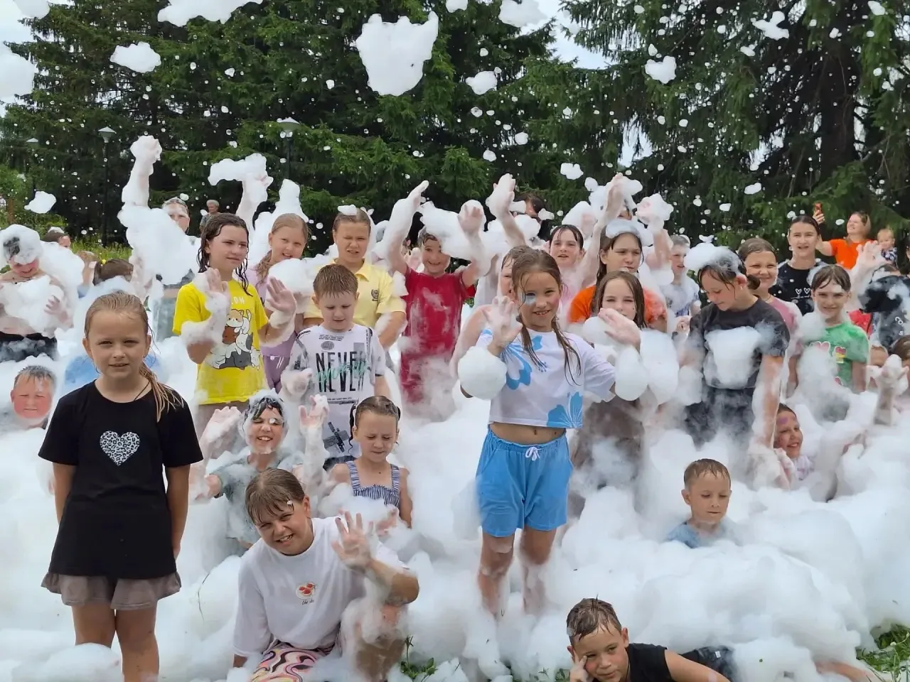 День, который запомнится надолго! 🎉✨

Сегодня в нашем лагере случилось настоящее приключение - к на