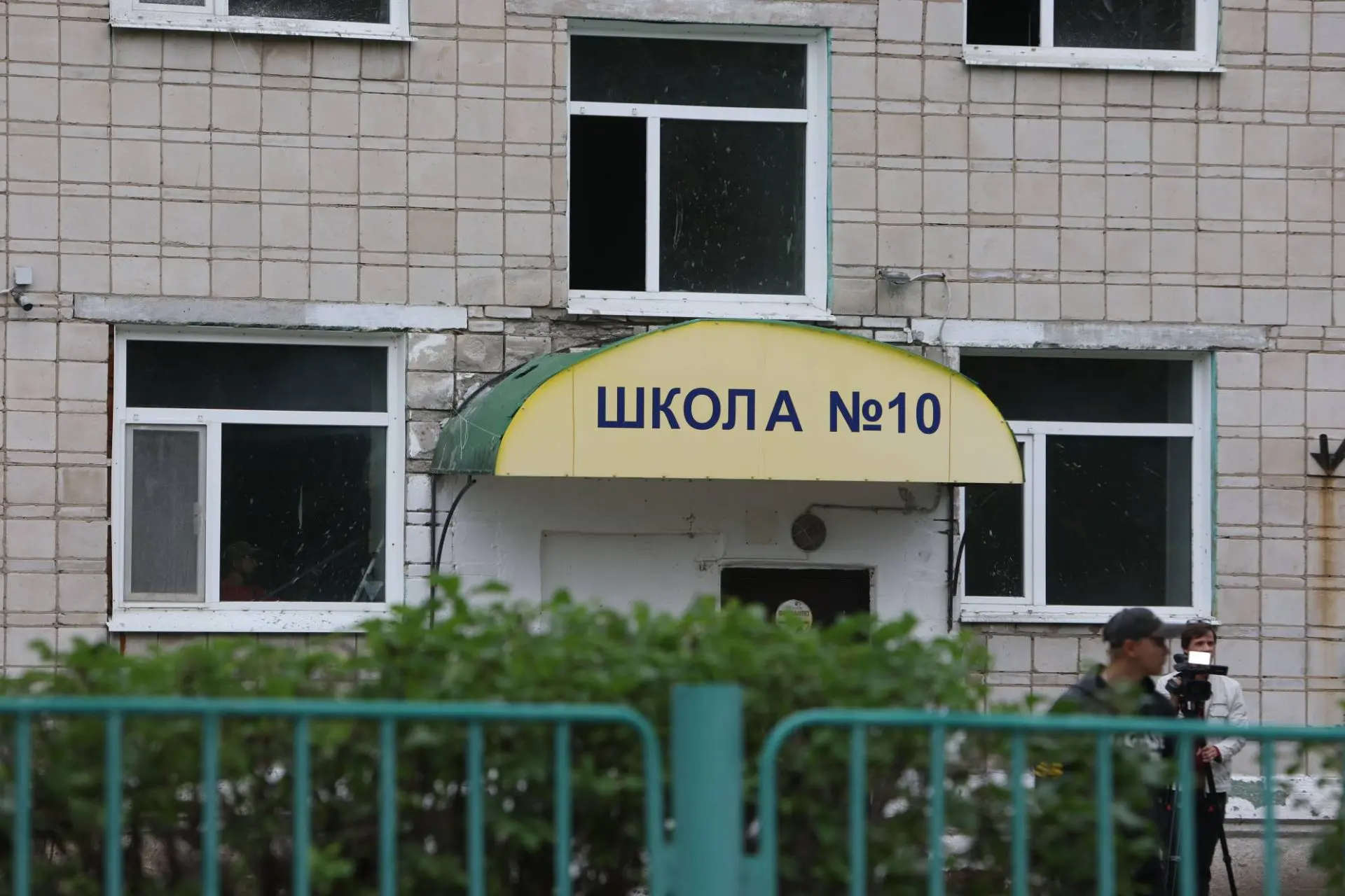 В городе Асино вместе с Ильёй Алексеевичем Леонтьевым проверили капитальный ремонт школ...