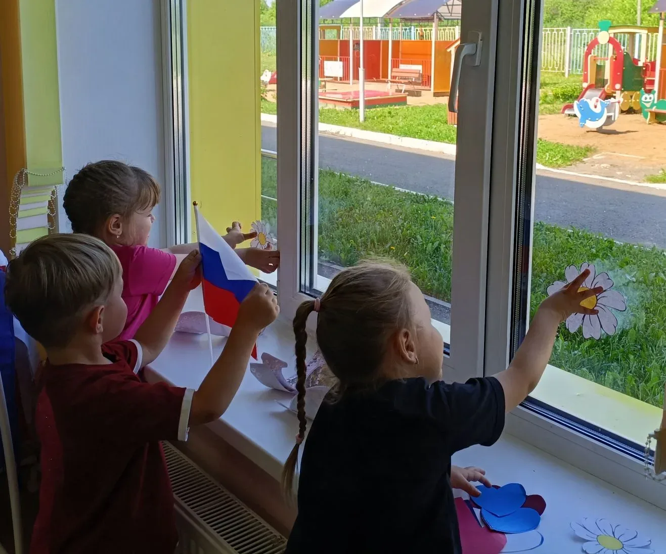 🌟 С Днём России, друзья! 🌟

💚✨В нашем детском саду мы особенно чтим и отмечаем государственные пр