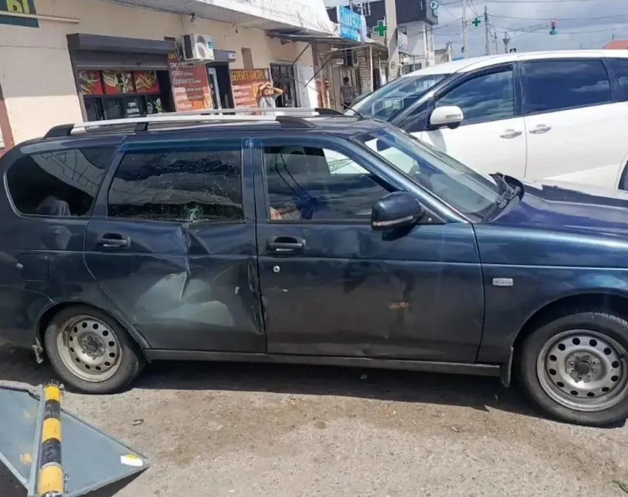 В КЧР грузовик без тормозов протаранил семь легковых автомобилей

 Крупное ДТП произошло утром 15 ию