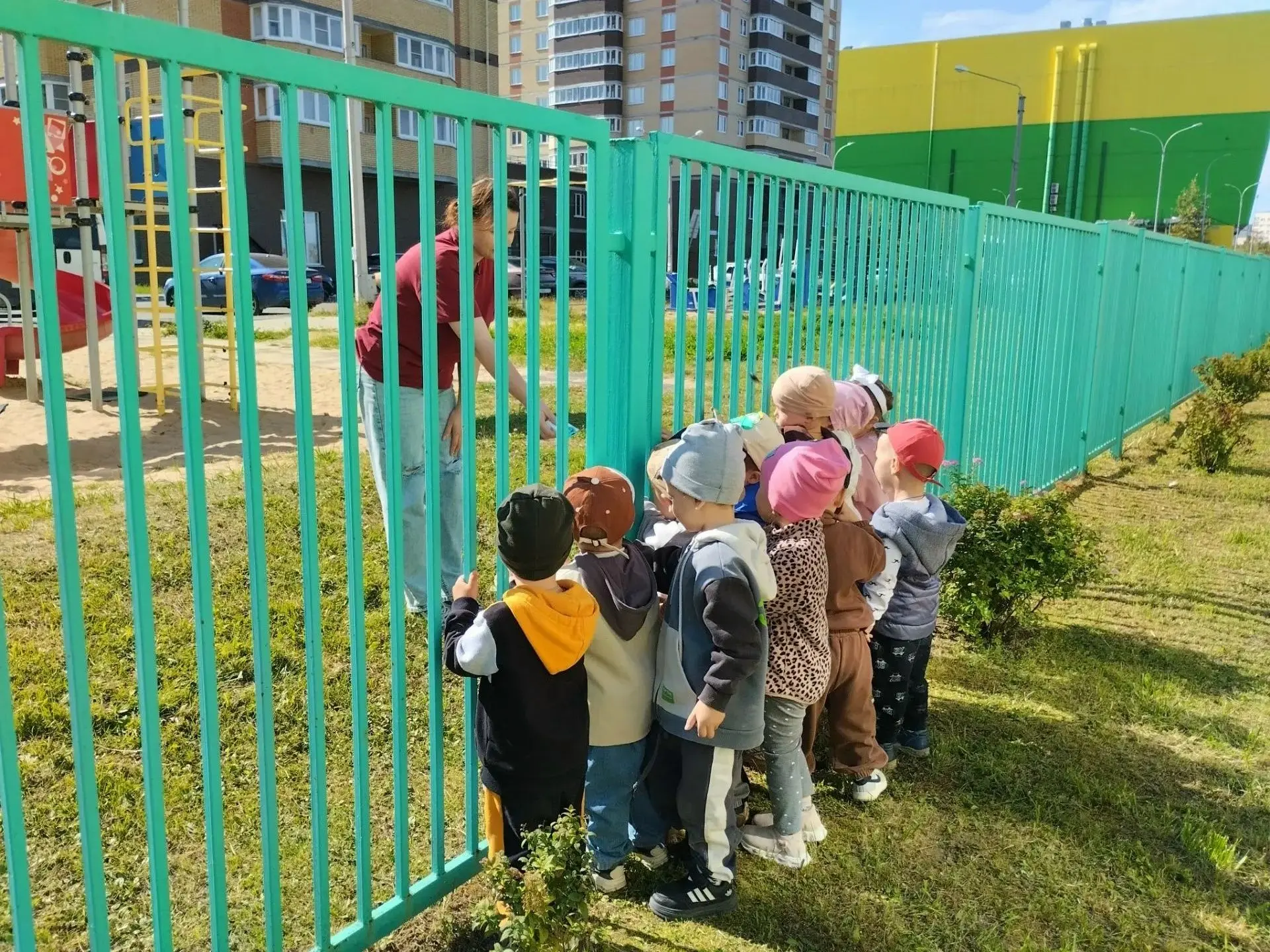 🛑В рамках Всероссийского урока безопасности в группе "Веснушки" была проведена беседа ...