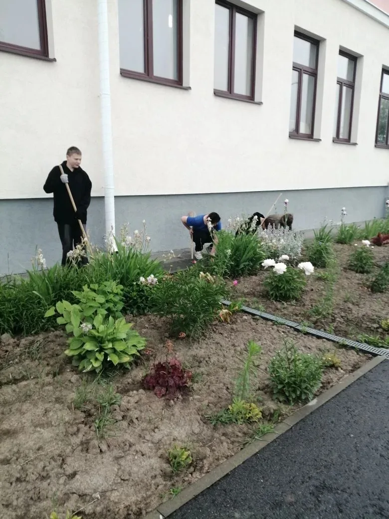 🌷ЦВЕТЫ РОССИИ🌷
🔺В честь праздника Дня России наша дружная трудовая бригада с любовью и заботой вы
