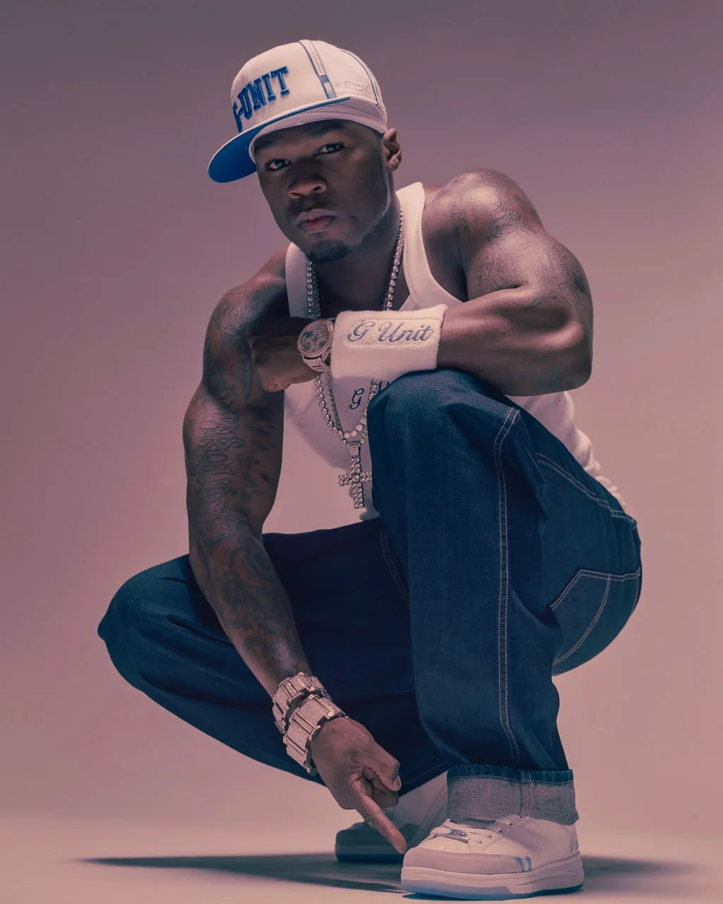 В честь перевыпуска модели G-Unit G6 от 50 Cent и Reebok фотограф Гэри Лэнд возвращает ...