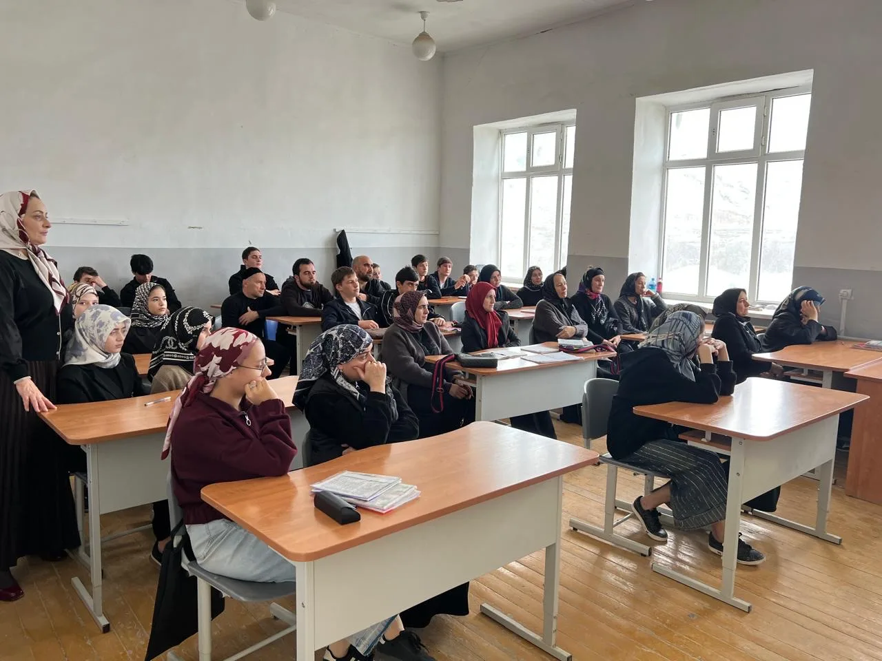 🗓 5 мая в МКОУ «Хаджалмахинская СОШ» прошли родительские собрания для выпускных классо...