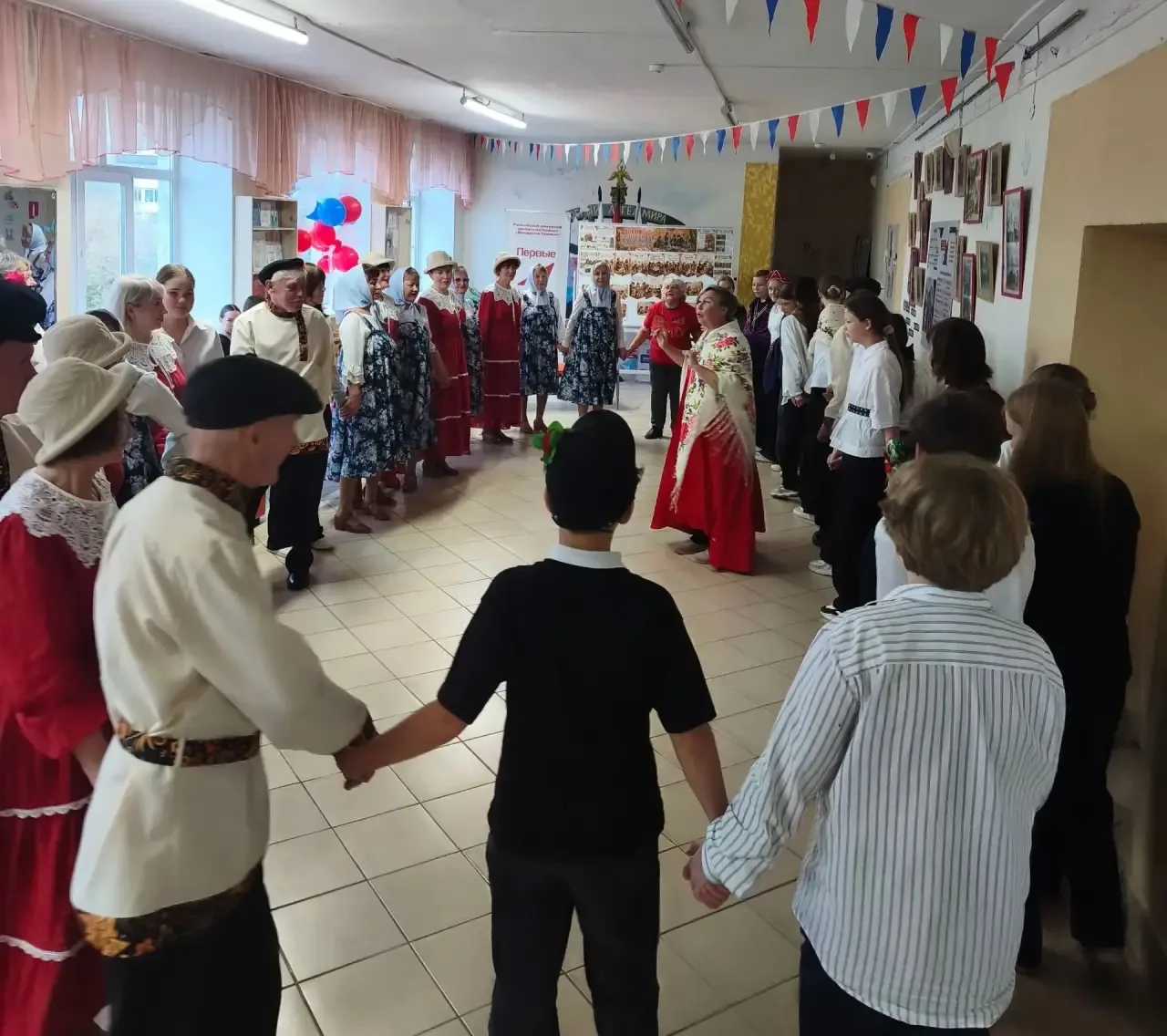 Сегодня, в международный День пожилых людей в лицее состоялась замечательная встреча дв...