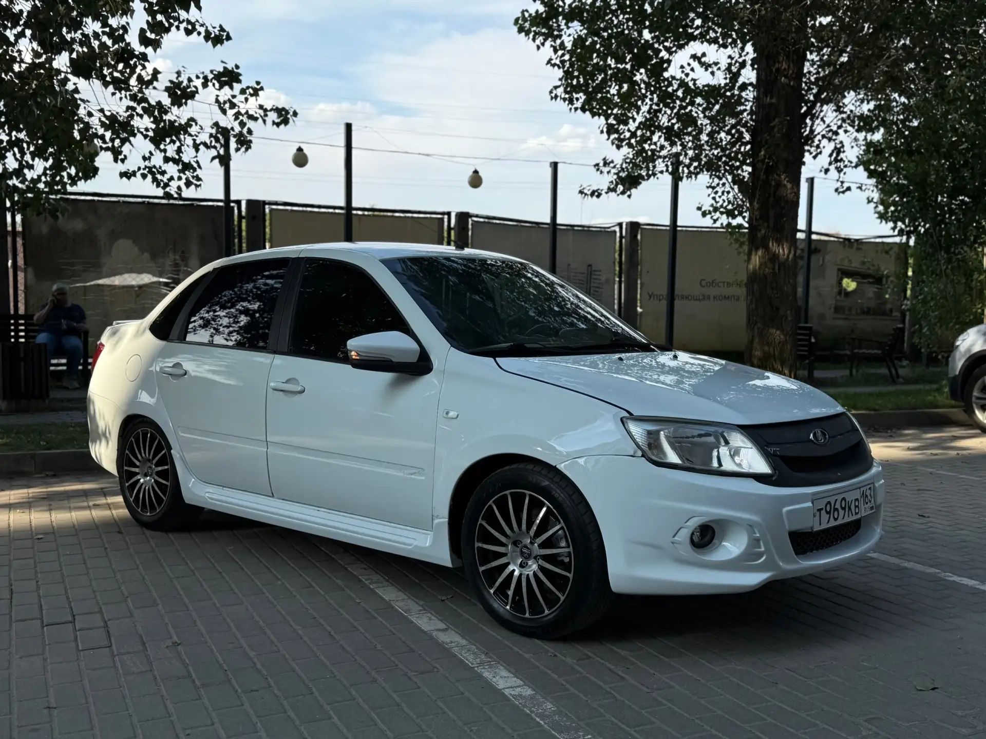 Предоставляю вашему внимаю!

Марка: LADA Granta SPORT
Год выпуска: 2013
Пробег: 178 т.км
Владельцы: 