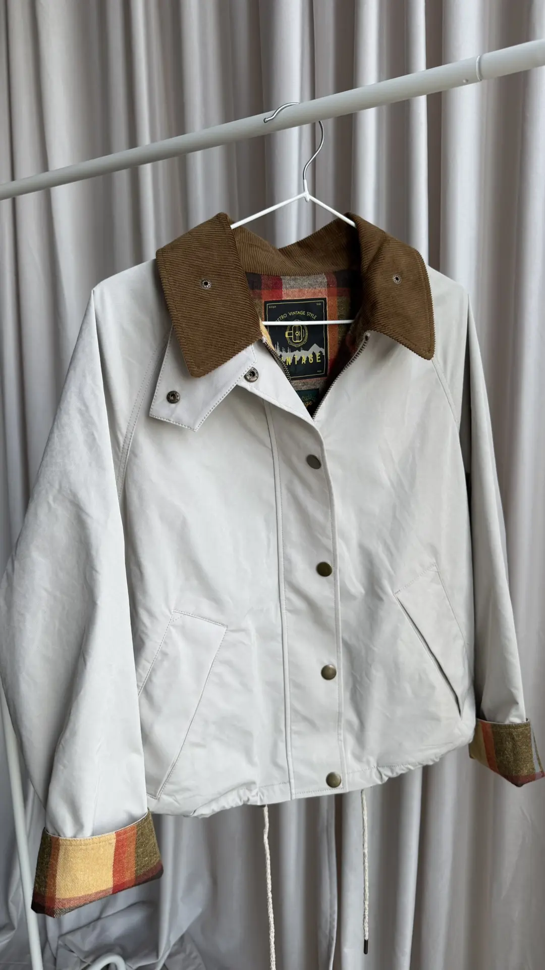 Стильная куртка в эстетике vintage casual 🤎
