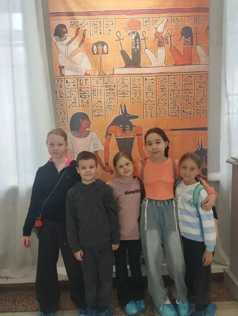 Третьеклассники прикоснулись к тайнам Древнего Египта 🕵  В субботу, 11 апреля, ученики 3 «Е» класса 
