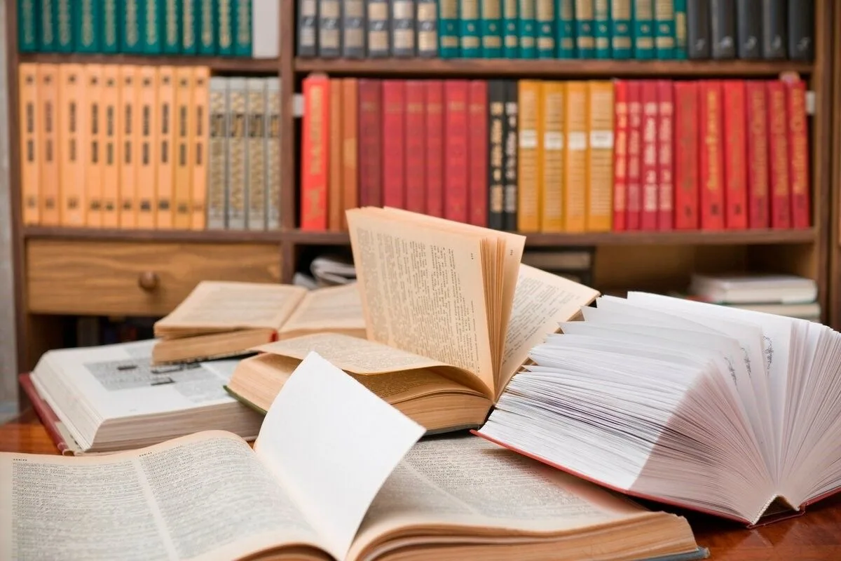 Уважаемые родители учащихся 5-11 классов!

📚 Обращаем ваше внимание, что на сайте школы размещены с