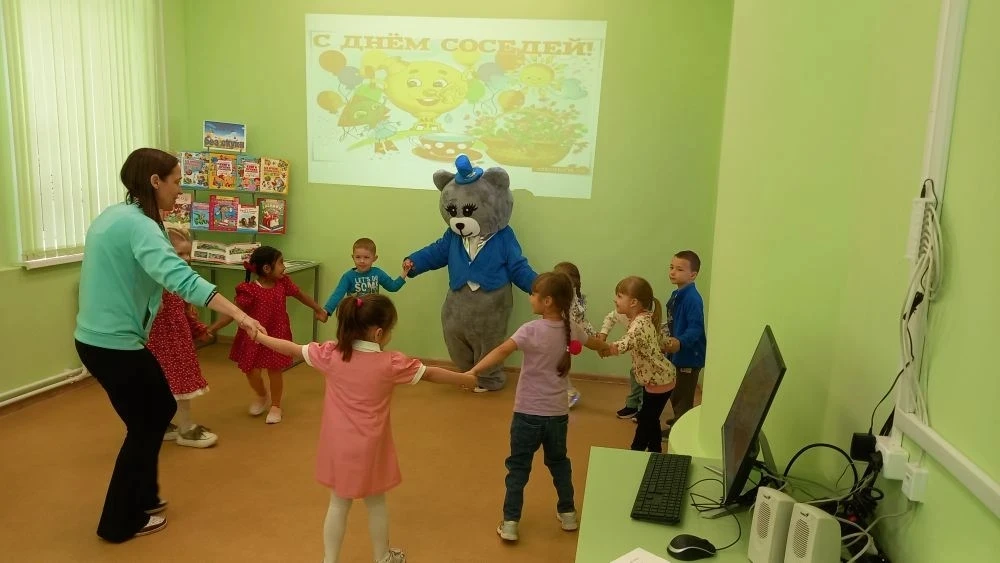 🌞Весело и дружно отметили День соседей!