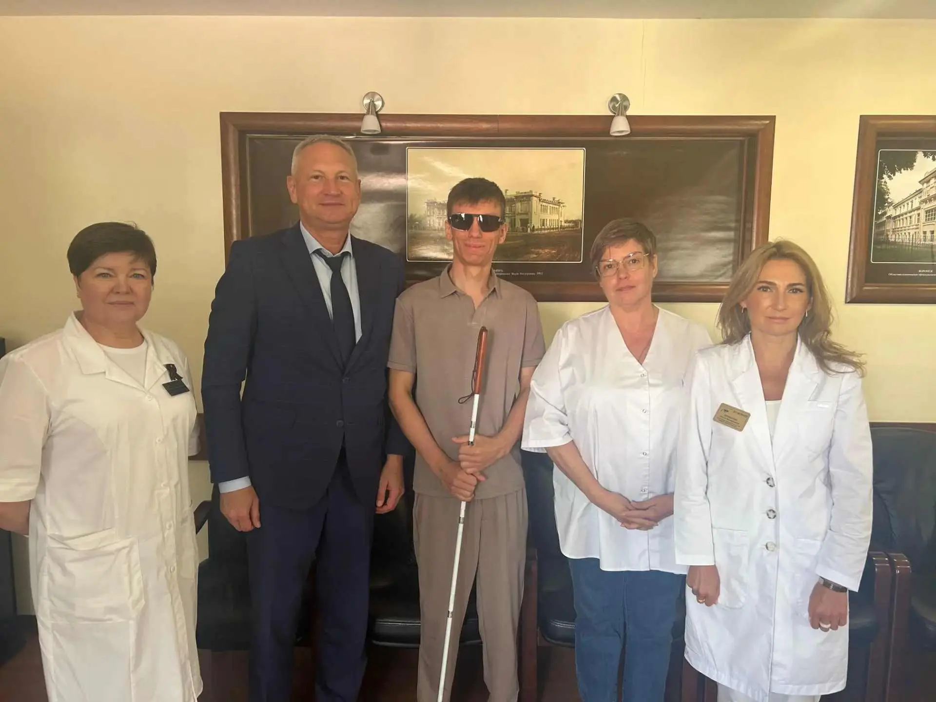 Председатель РО Общества слепых встретился с представителями администрации ВОКОБ