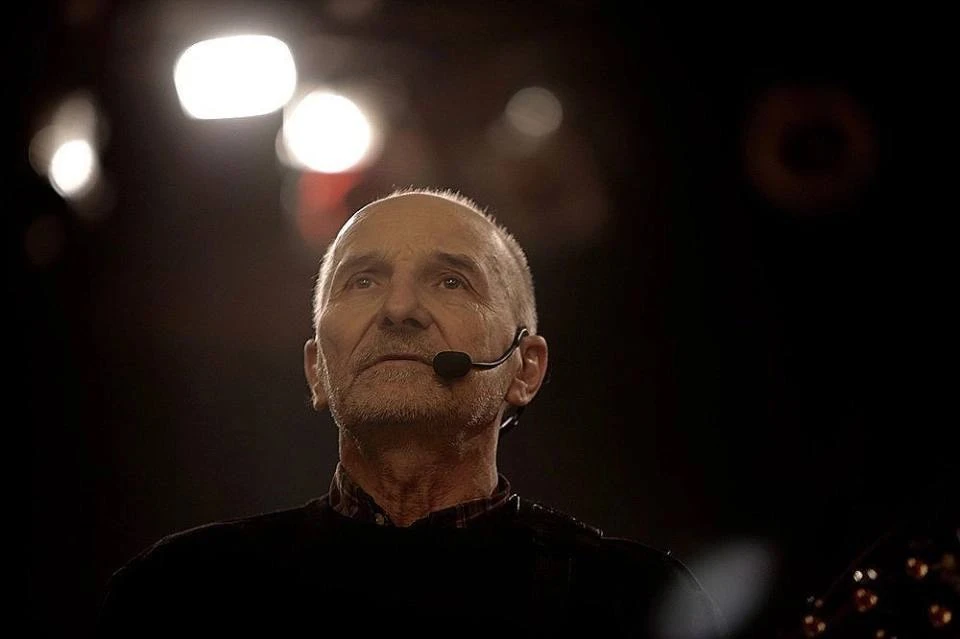 Я помню эту тоску. Все время находишь этому какие-то объяснения — жизнь такая, несправедливость. Да 