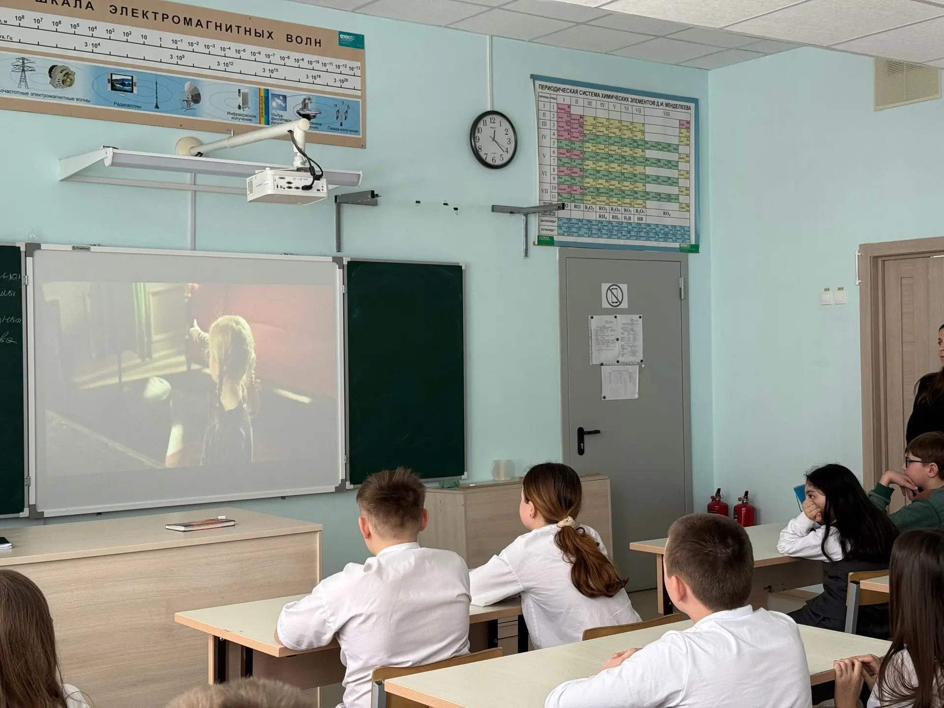 Благотворительность и волонтёрство сегодня в нашем классе  Сегодня для учеников Дядьковской школы пр