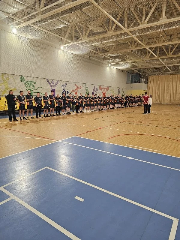 💪На прошлой неделе в ЛДК в универсальном зале состоялась зарядка с чемпионом для участ...