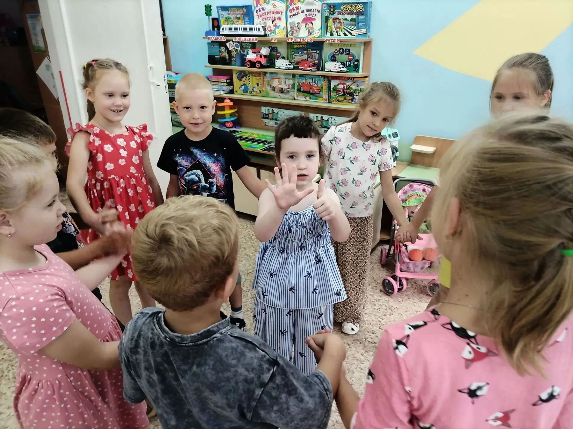 💥День именинника💥

🎉Не успел детский сад открыть свои двери после очередного ремонта, как началас