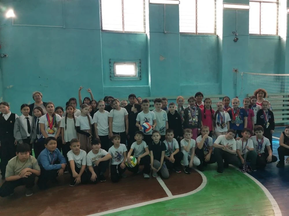 Завершение трека «Орлёнок – Спортсмен»! 🏅  Учащиеся начальной школы успешно прошли трек «Орлёнок – С
