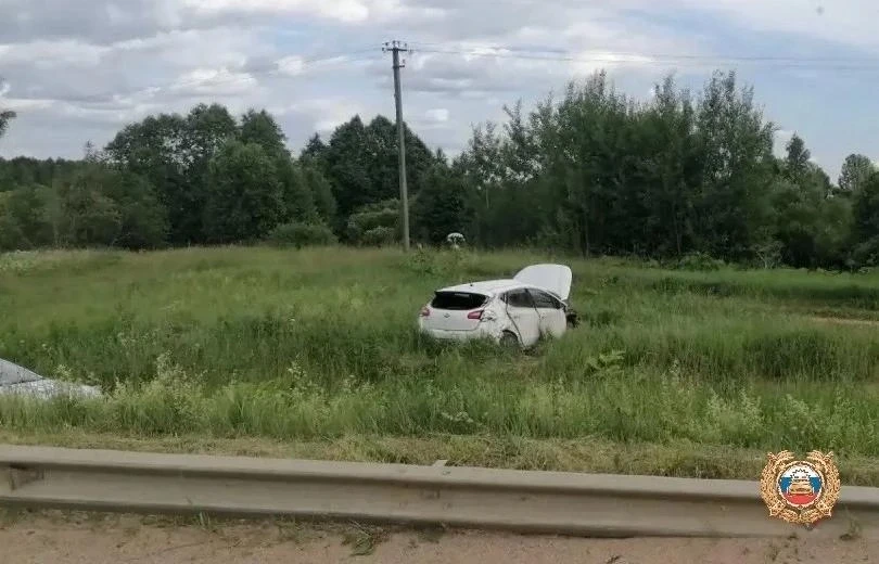 ❗️ Два человека пострадали в ДТП под Торжком

ДТП произошло 21 июня 2026 года на трассе «Торжок — Ос