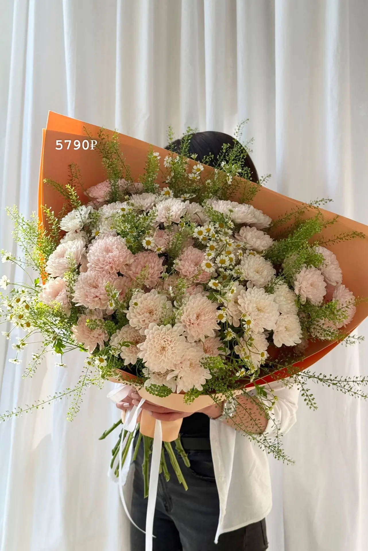 Начинаем неделю с большоой подборки актуальных букетиков от Шишки 🌷