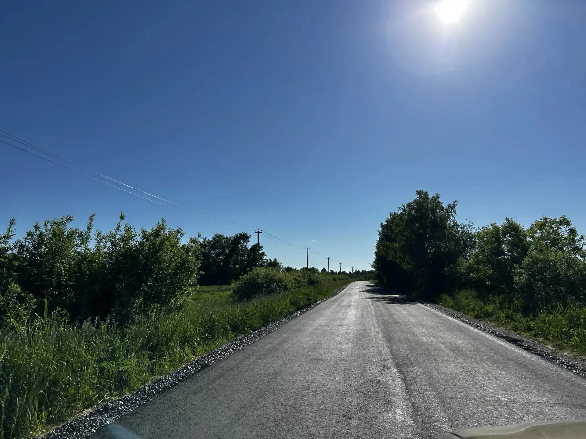🛣️ Участок дороги до деревни Поздняки заасфальтировали по обращениям жителей.