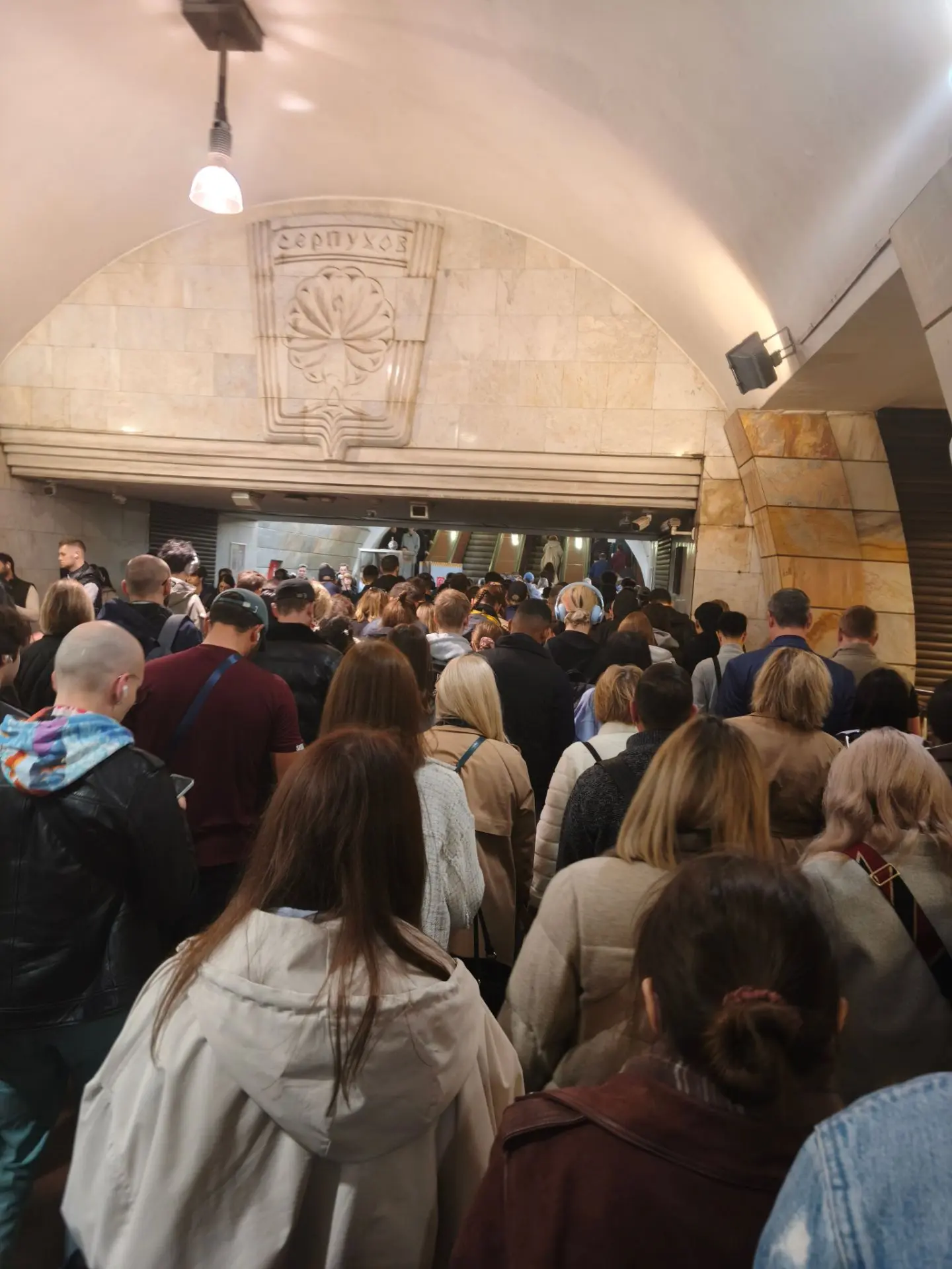 В октябре народ ждёт новые решения от органов власти и Президента страны.