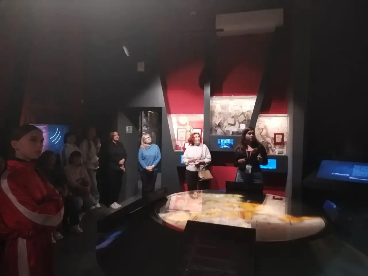 ✅26 сентября Музей военной истории "Свердловск: Говорит Москва!" посетила группа учител...