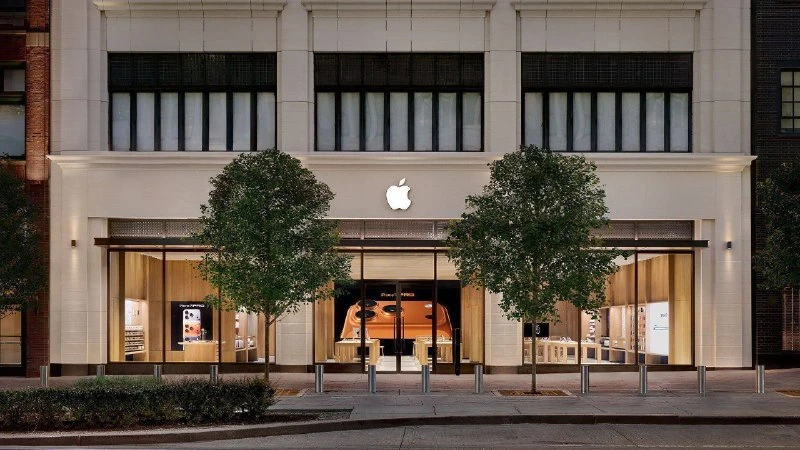 ⚡️Apple готовит магазины к анонсу новых устройств