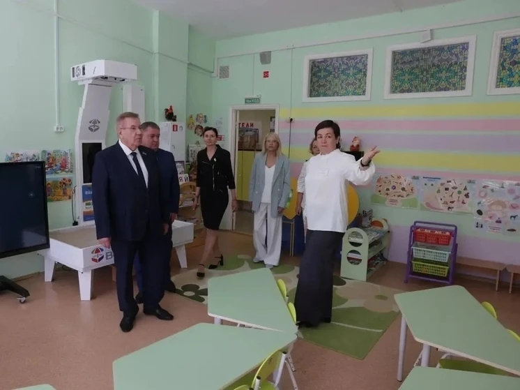 - Борис Хохряков взял в работу просьбы жителей Нижневартовска