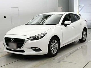 ❓ЧТО КУПИТЬ❓Mazda Axela 2017 — стильный японский седан за 1.2 млн.руб!