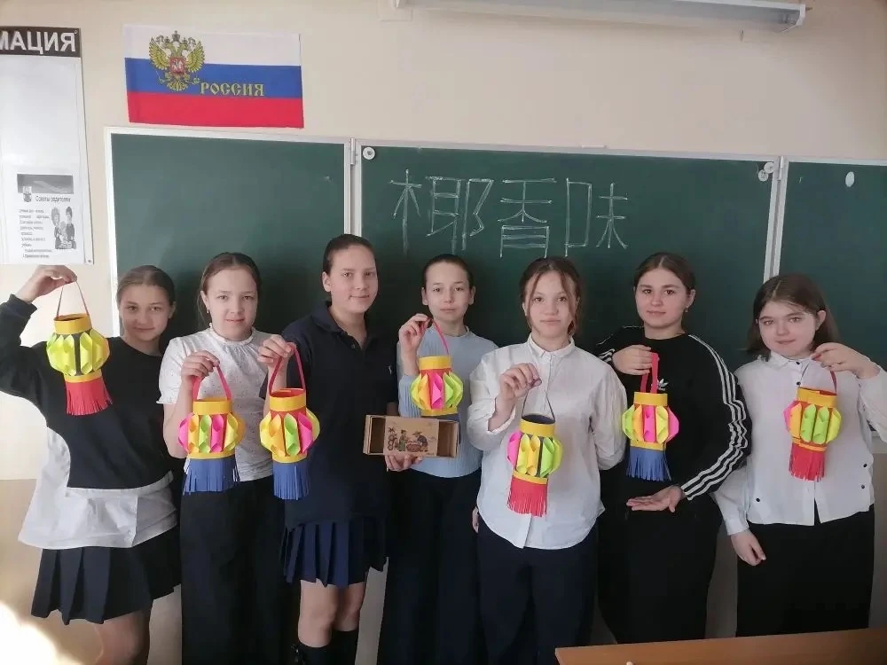🏮В рамках школьного интеллектуального дня «День Китая», в Корпусе 3, состоялся яркий  и познавательн