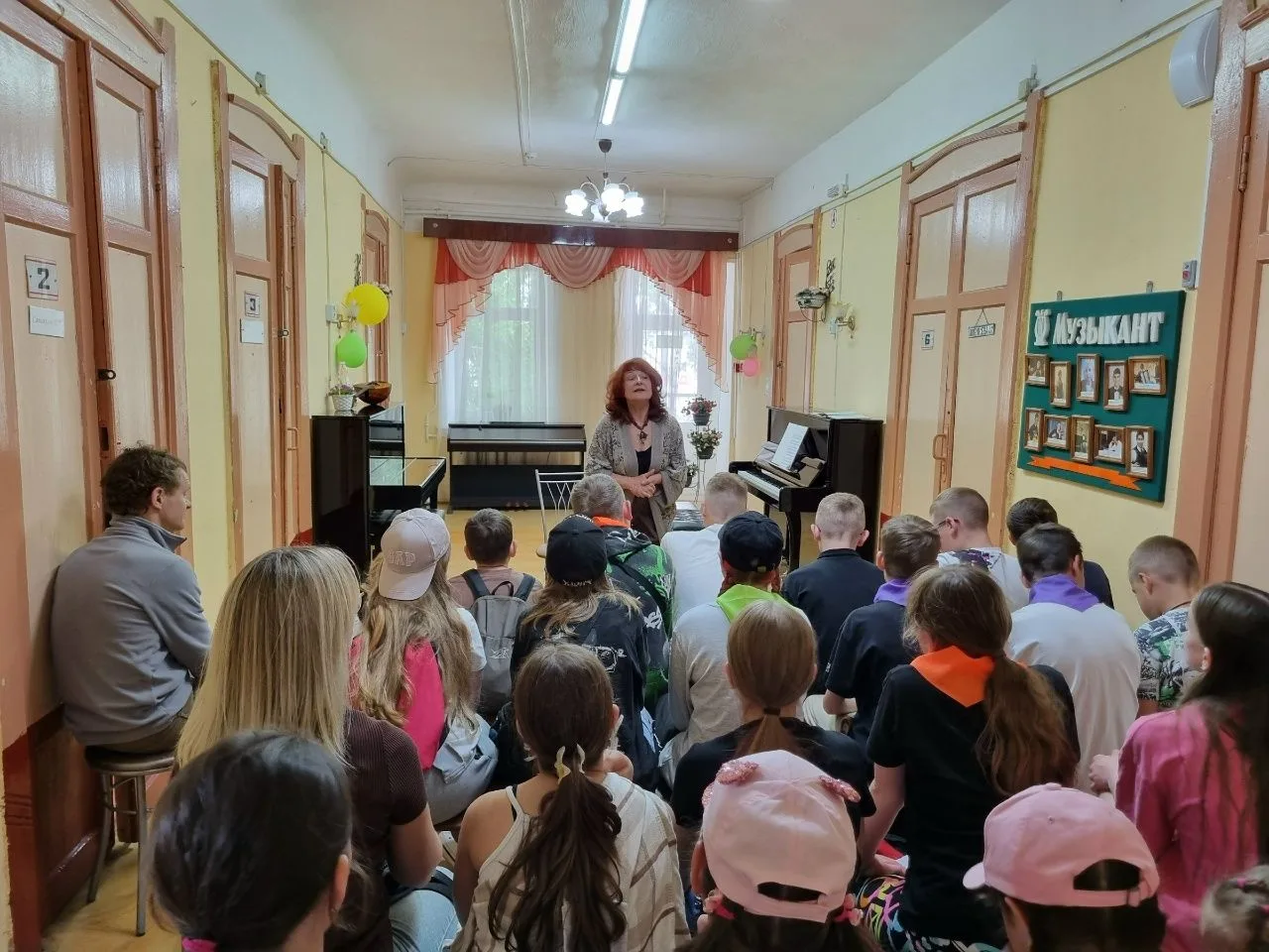 🌸🦋🌸Началась пора ярких концертов для школьников из летних лагерей. 4 и 5 июня прошли...