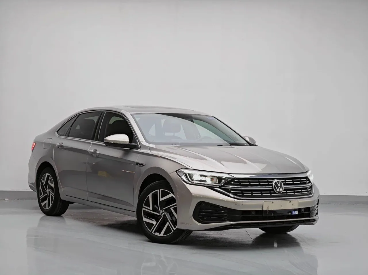 🔥VOLKSWAGEN SAGITAR🔥 Авто в наличии