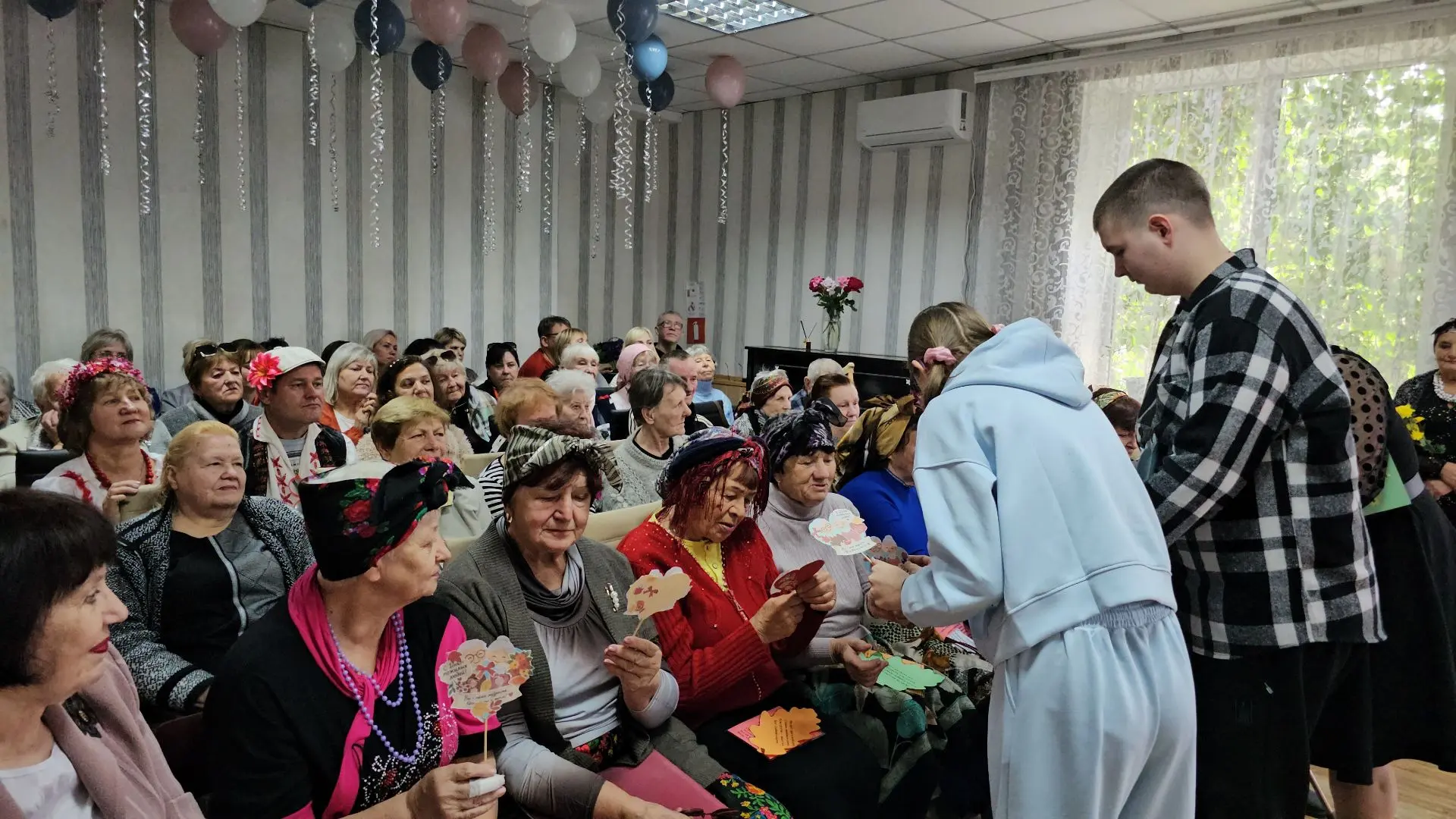 Изображение 2 к публикации «ГБУСО КЦСОН города Енакиево»