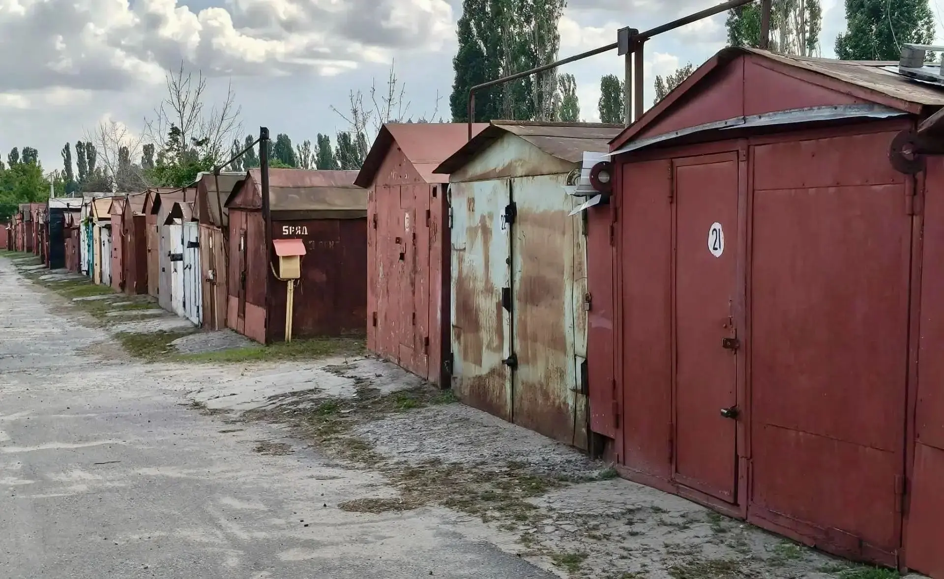 В Воронежской области по «гаражной амнистии» уже оформили 1 599 гаражей и 2 830 земельных участков о