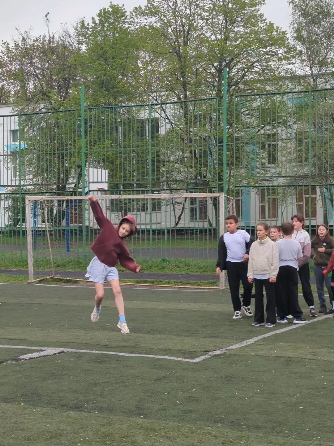 🌳В школе прошли испытания ГТО на свежем воздухе!  🏅На прошлой неделе в нашей школе состоялось важное