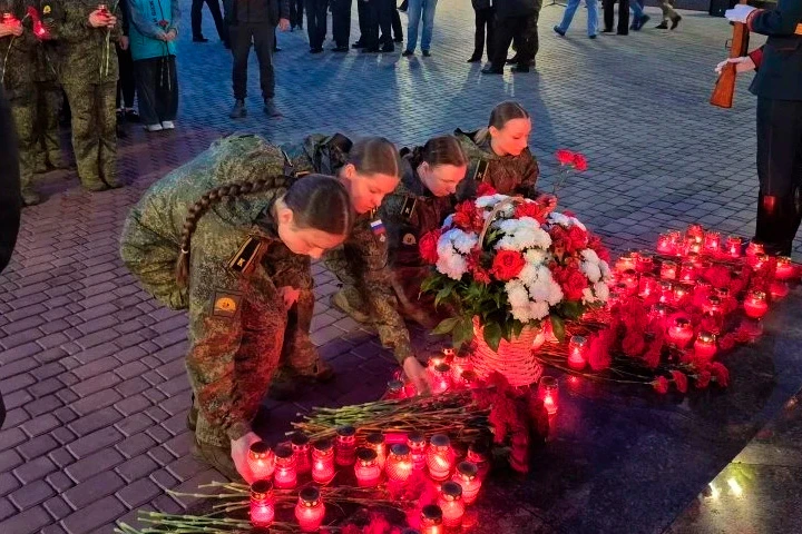 🇷🇺🕯️ День памяти и скорби

22 июня — особая дата в истории нашей страны. В этот день мы вспоминае