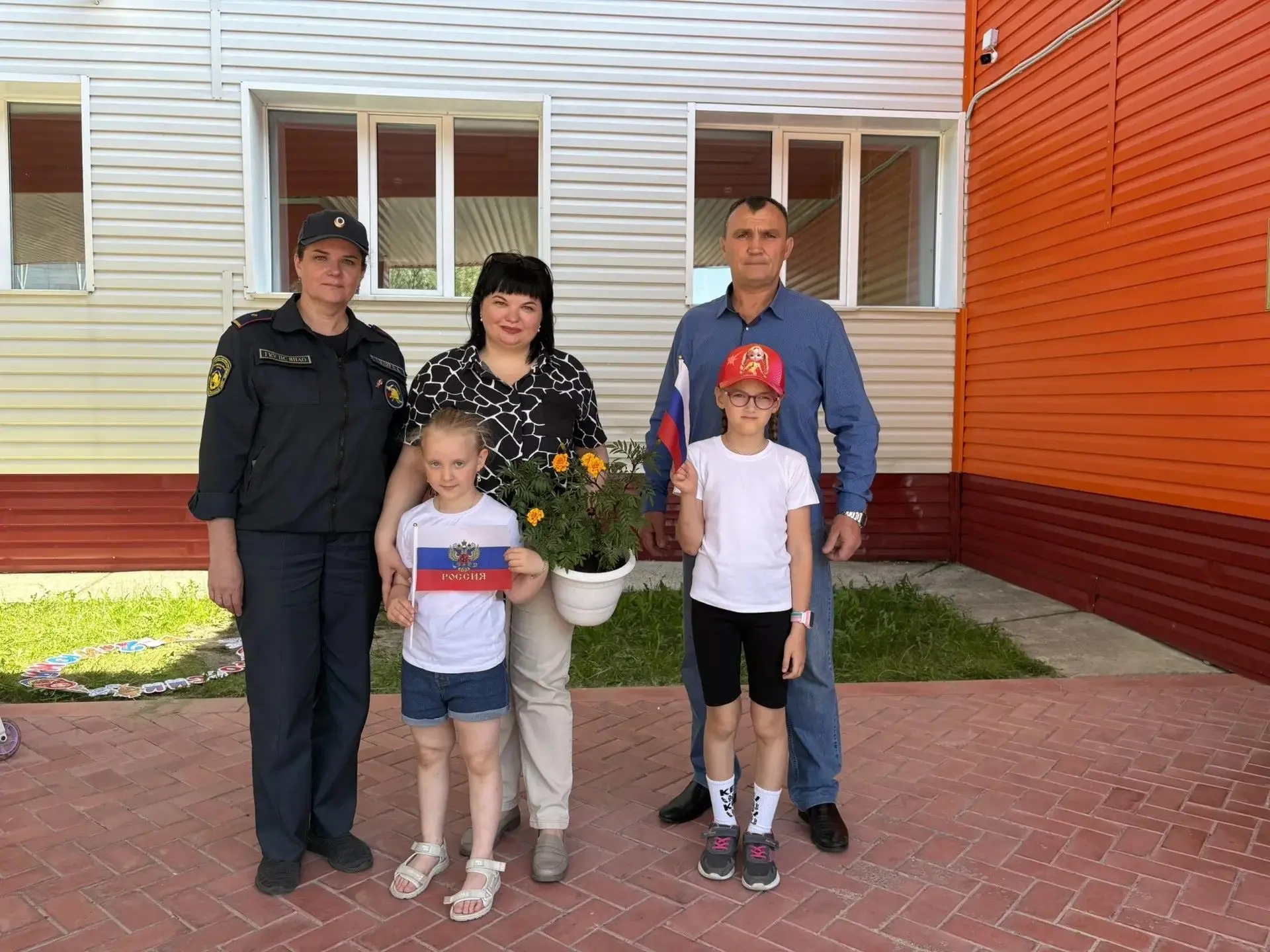 Воспитанники нашего лагеря приняли участие в муниципальном этапе акции «Цветущие традиц...