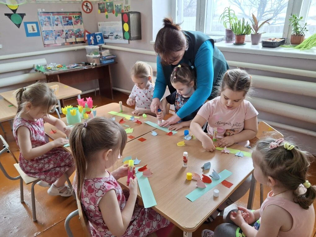 Накануне Международного женского дня работники Жабского СДК для ребят Жабского детского...