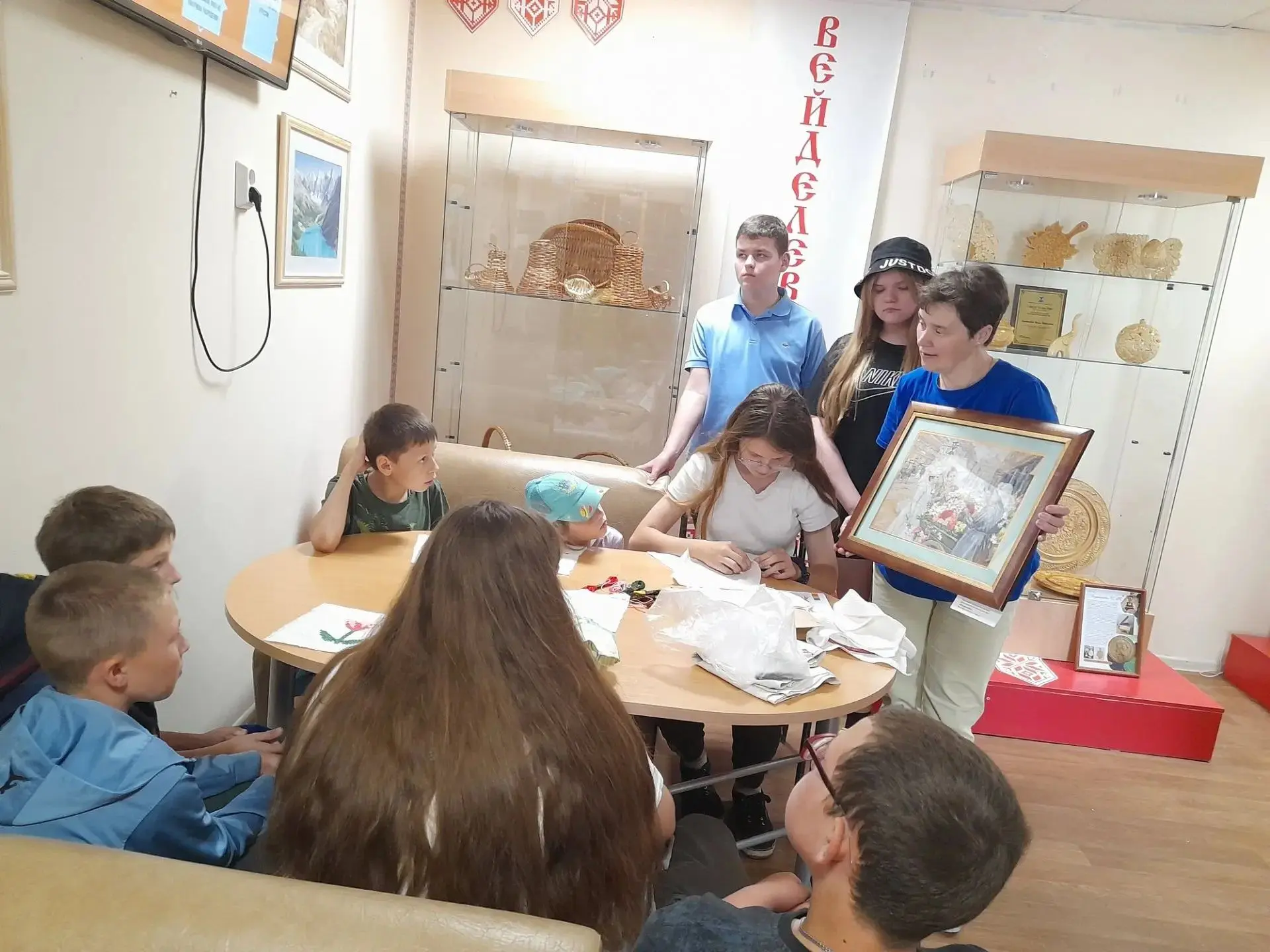 В рамках акции "По родному краю с любовью" ребята из пришкольного лагеря отправились в увлекательное